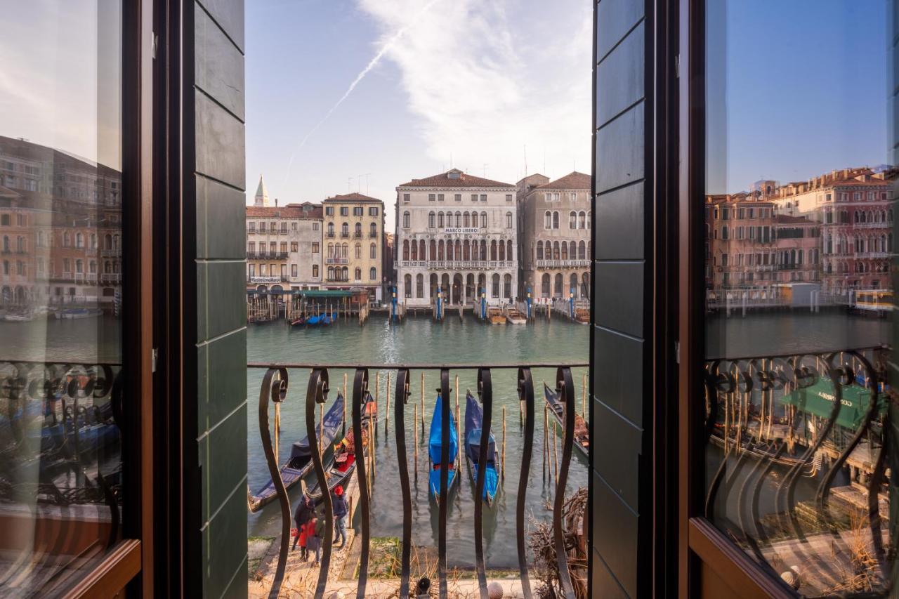 Design Apartment With Balcony On The Grand Canal R&R Венеция Екстериор снимка
