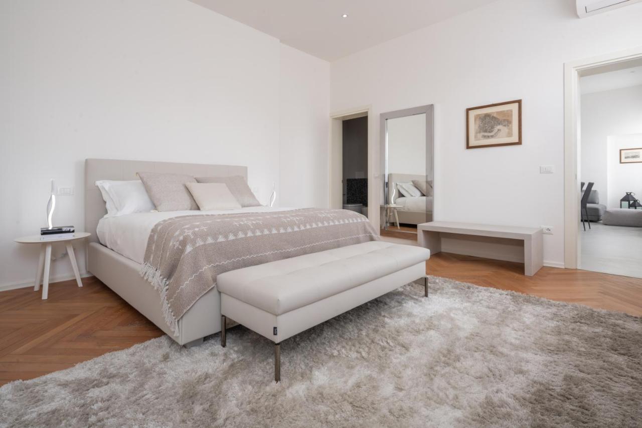 Design Apartment With Balcony On The Grand Canal R&R Венеция Екстериор снимка